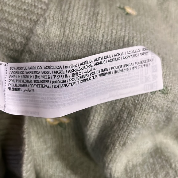 Light green knit crop embroidered cardigan - Picture 4 of 4